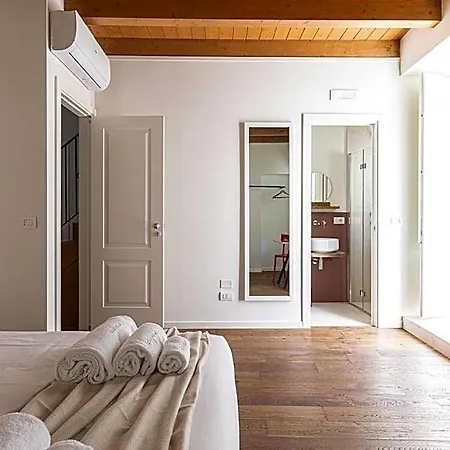 Casa Badia فندق مبيت وإفطار كونفيرسانو